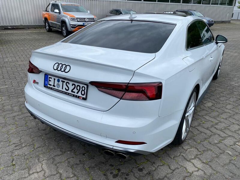 Gebraucht Audi S5 Ambiente 354 PS (260 kW) 2018 Gletscherweiß metallic Coupé