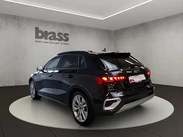 Gebraucht Audi A3 e-tron Ambiente 204 PS (150 kW) 2025 Mythosschwarz metallic Kleinwagen