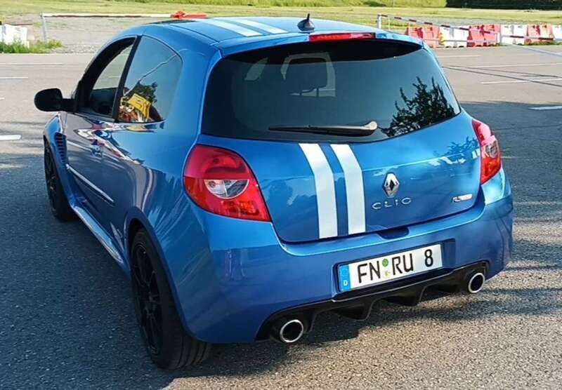 Blau Gebraucht 2010 Renault Clio R.S. R.S. Kleinwagen | 11.999 € (Superpreis) - Bild 1/4