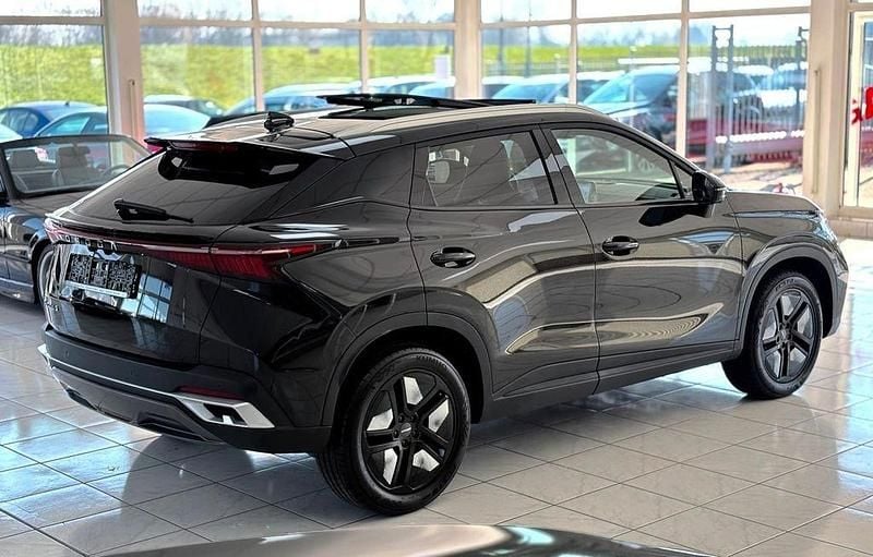 Gebraucht Omoda 5 147 PS (108 kW) 2024 Schwarz SUV