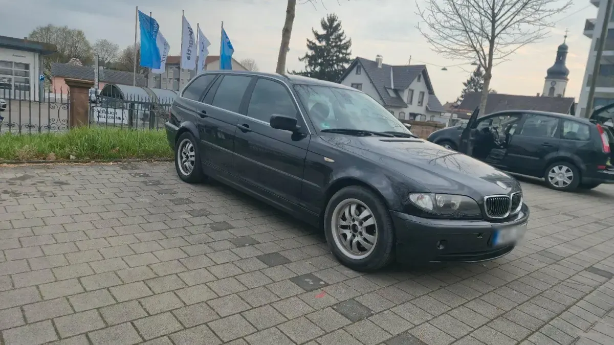 Używany BMW 320 150 KM (110 kW) 2005 Kombi
