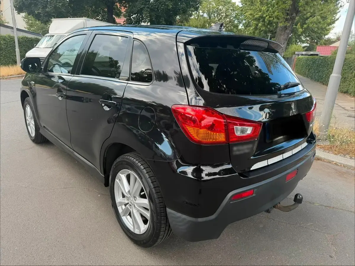 Gebraucht Mitsubishi ASX 117 PS (86 kW) 2011 Schwarz SUV