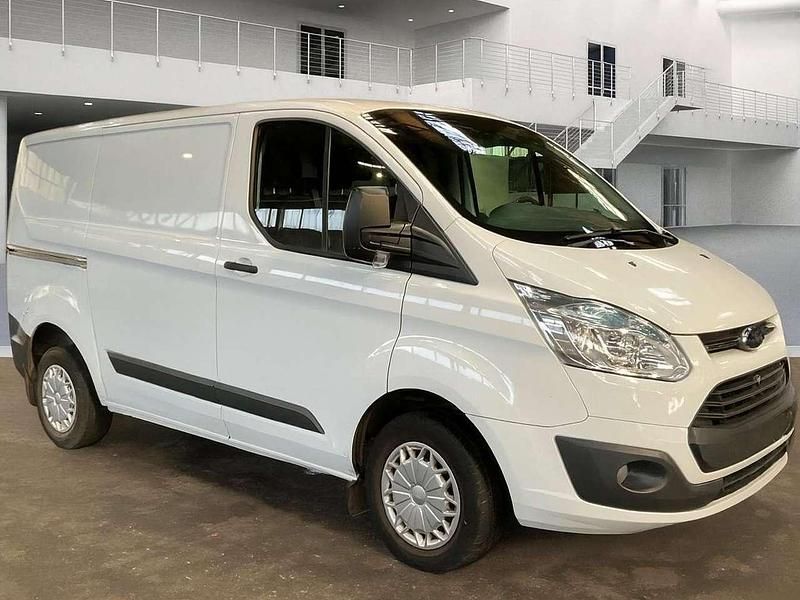 Frostweiß Gebraucht 2014 Ford Transit Custom Trend Van / Kleinbus | 10.999 € (Superpreis) - Bild 1/4