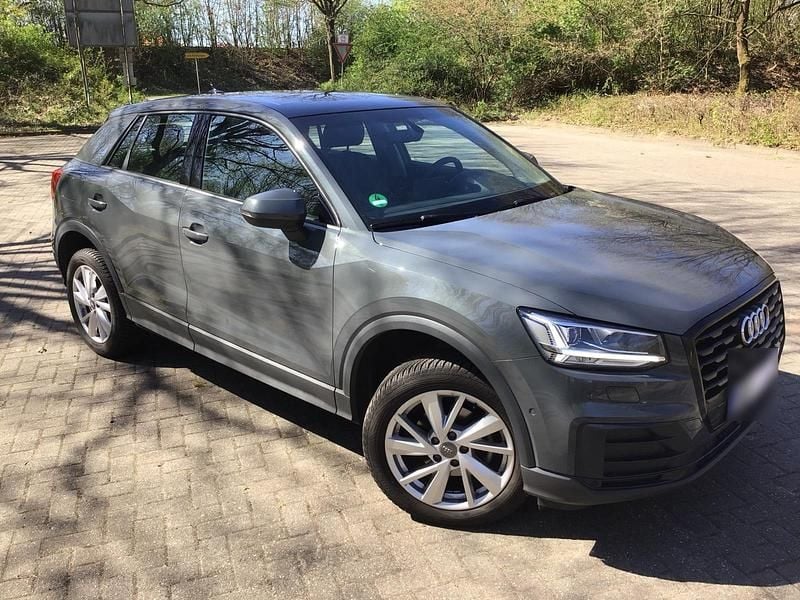 Gebraucht Audi Q2 150 PS (110 kW) 2020 Grau SUV