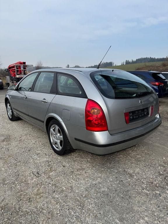 Gebraucht Nissan Primera Visia 116 PS (85 kW) 2005 Silber Limousine