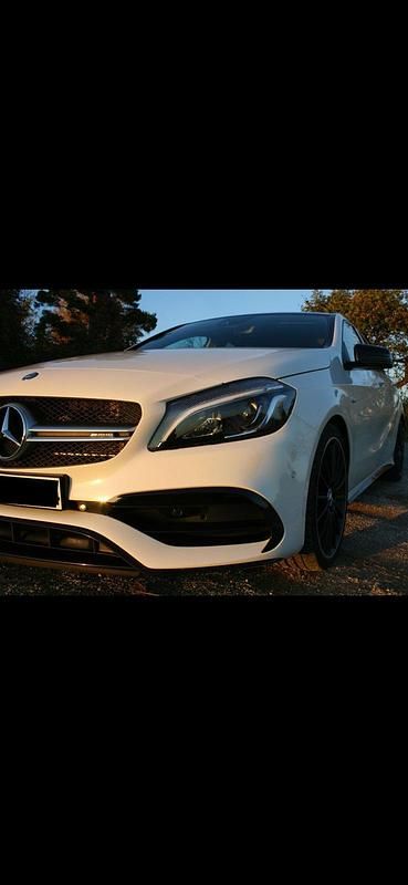 Gebraucht Mercedes A45 AMG AMG 381 PS (280 kW) 2016 Weiß Limousine