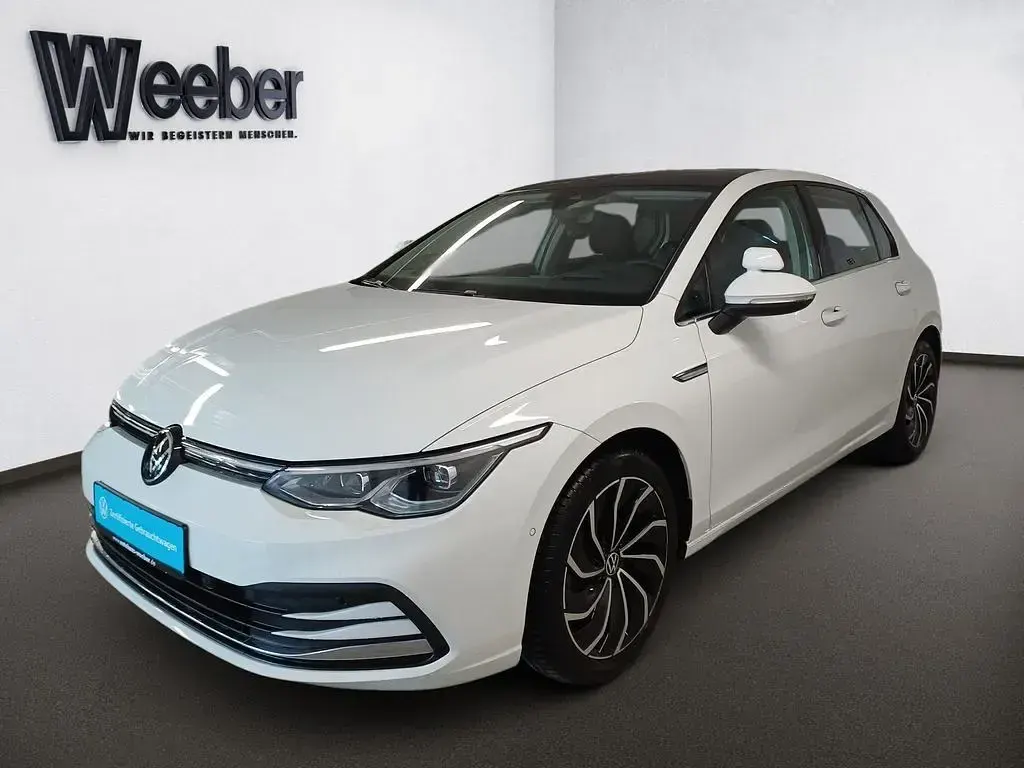 Gebraucht VW Golf VIII Style 150 PS (110 kW) 2023 Weiß Limousine