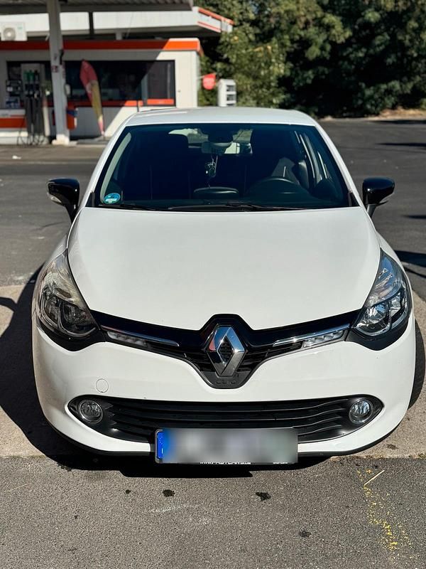 Weiß Gebraucht 2014 Renault Clio IV Kleinwagen | 5.500 € (Superpreis) - Bild 1/4