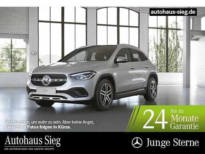 Iridiumsilber metallic Gebraucht 2023 Mercedes GLA180 Progressive SUV | 31.824 € (Guter Preis) - Bild 1/3