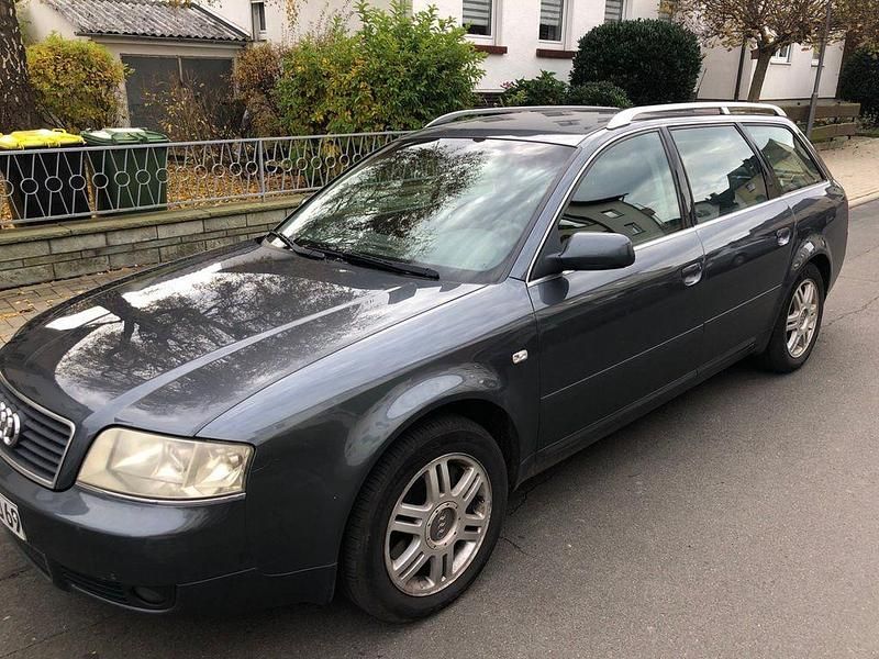 Grau Gebraucht 2004 Audi A6 Kombi | 600 € (Superpreis) - Bild 1/4