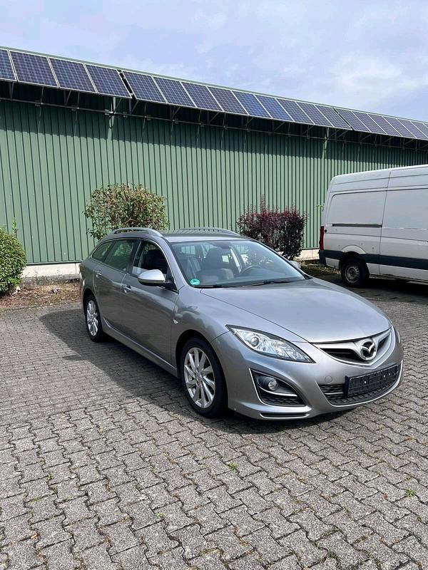 Grau Gebraucht 2011 Mazda 6 Kombi | 2.900 € (Guter Preis) - Bild 1/4