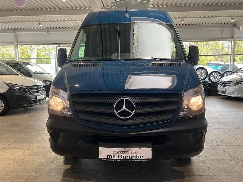 Gebraucht Mercedes Sprinter 163 PS (119 kW) 2018 Blau Van