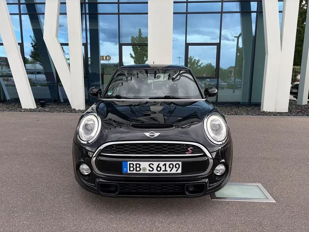 Używany Mini Cooper S 192 KM (141 kW) 2016 Czarny Hatchback