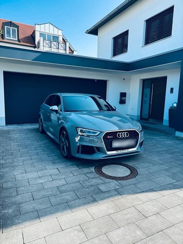 Gebraucht Audi RS3 400 PS (294 kW) 2019 Grau Limousine