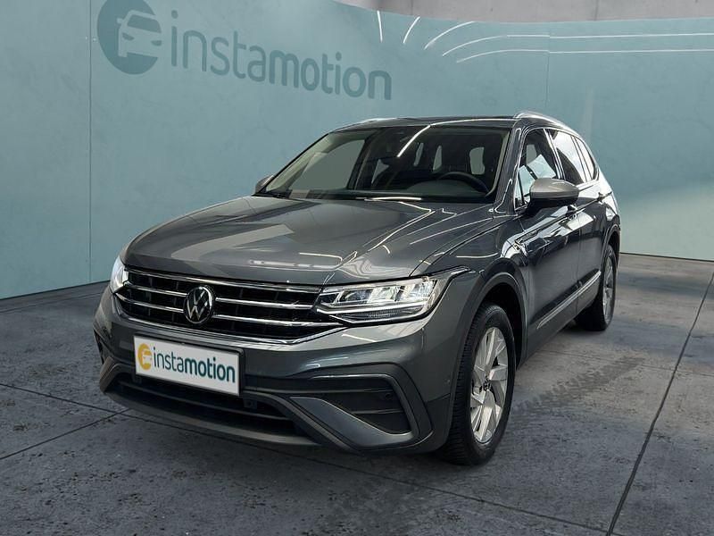 Grau Gebraucht 2023 VW Tiguan SUV | 43.449 € (Teuer) - Bild 1/4
