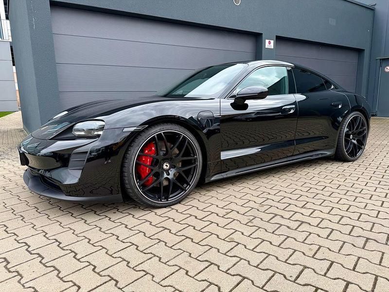 Gebraucht Porsche Taycan GTS 439 kW (598 PS) 2022 Schwarz Limousine