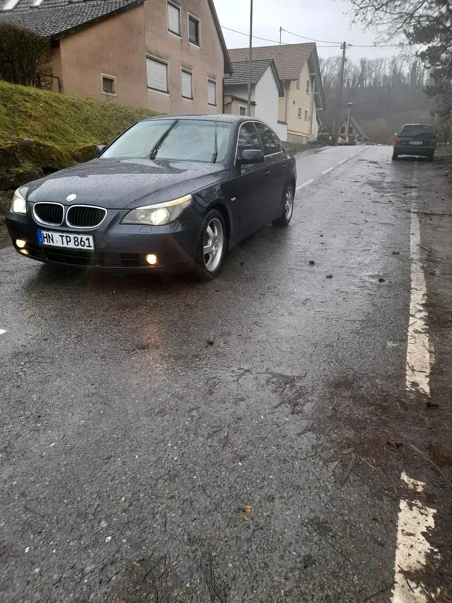 Gebraucht BMW 530 218 PS (160 kW) 2003 Blau Limousine