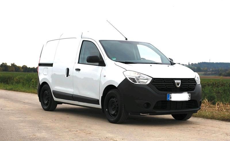 Weiß Gebraucht 2020 Dacia Dokker Van | 7.250 € (Superpreis) - Bild 1/4