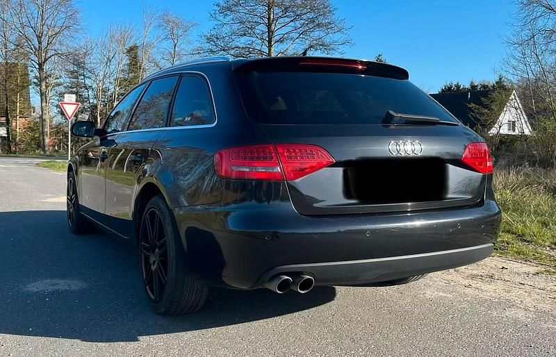 Gebraucht Audi A4 S-Line 143 PS (105 kW) 2010 Schwarz Kombi