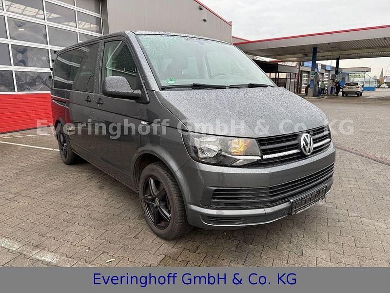Second-hand VW Multivan 150 CP (110 kW) 2016 Gri Monovolum