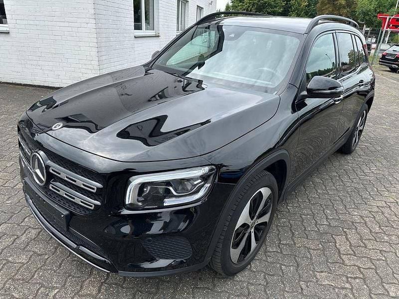 Schwarz Gebraucht 2022 Mercedes GLB220 Progressive SUV | 27.850 € (Guter Preis) - Bild 1/4