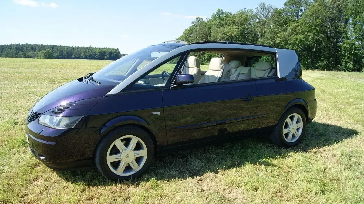 Używany Renault Avantime Expression 207 KM (152 kW) 2002 Purpurowy Minivan