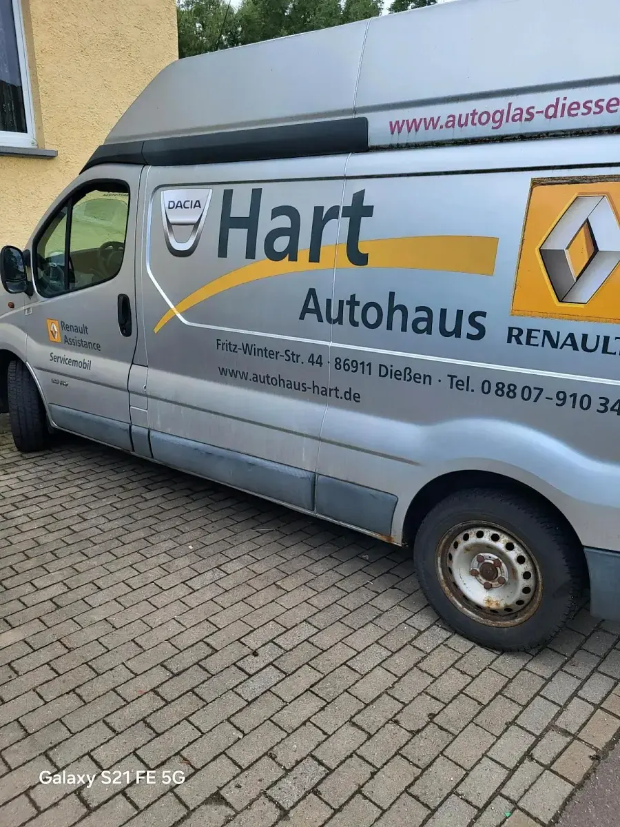 Gebraucht Renault Trafic 135 PS (99 kW) 2005 Silber Van / Kleinbus