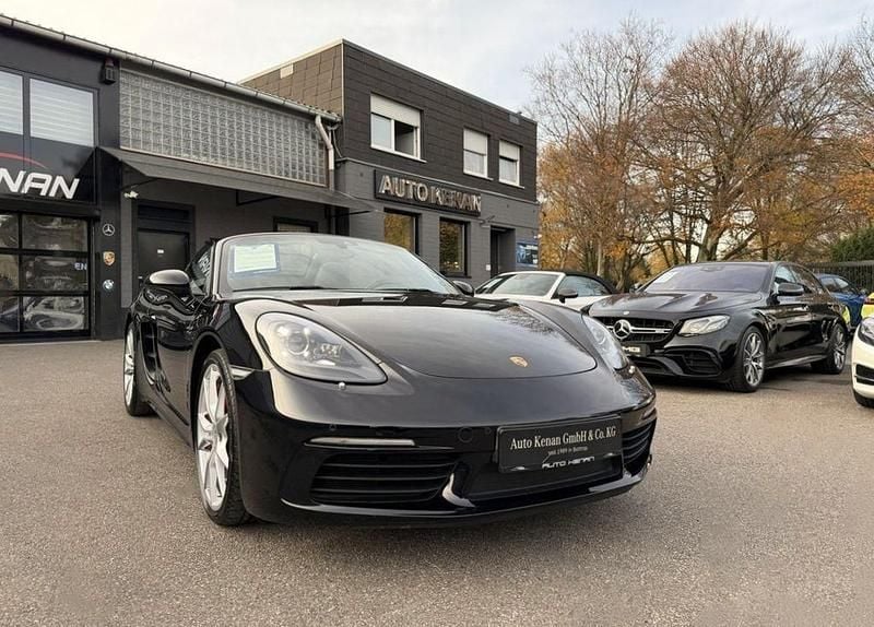 Gebraucht Porsche 718 Boxster 299 PS (219 kW) 2017 Tiefschwarz Cabrio