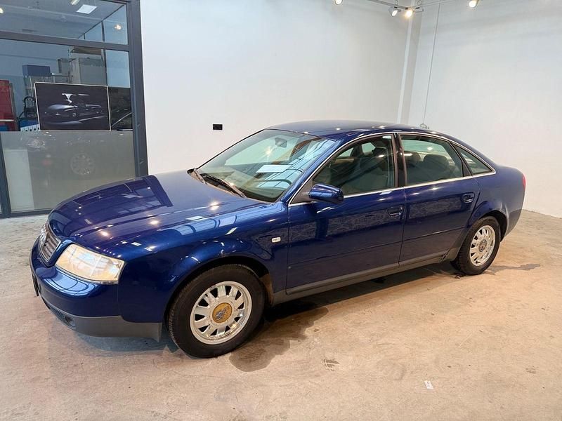 Używany Audi A6 165 KM (121 kW) 1999 Niebieski Sedan/Limuzyna