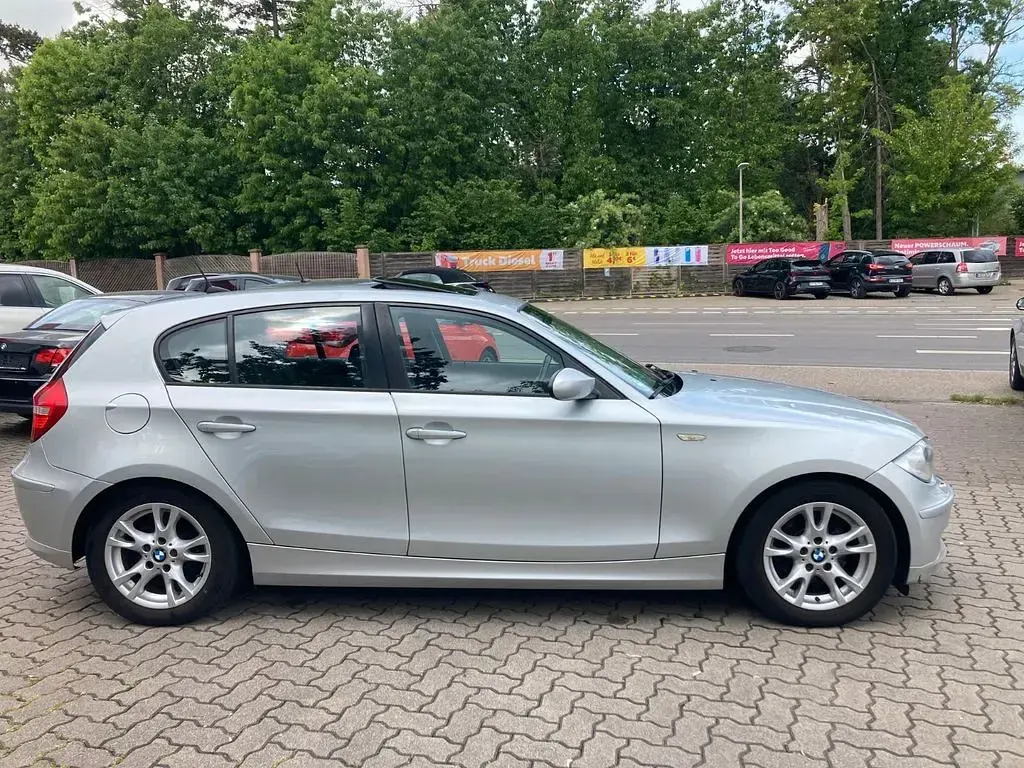 Gebraucht BMW 118 Efficient Dynamics 143 PS (105 kW) 2008 Silber Kleinwagen