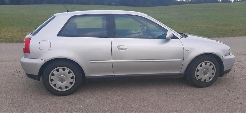 Gebraucht Audi A3 Sport 102 PS (75 kW) 2002 Silber Kleinwagen