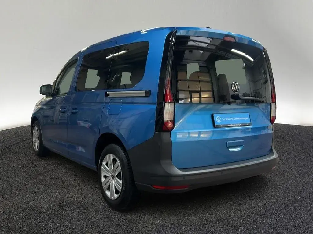 Gebraucht VW Caddy Basis 116 PS (85 kW) 2024 Blau Van / Kleinbus