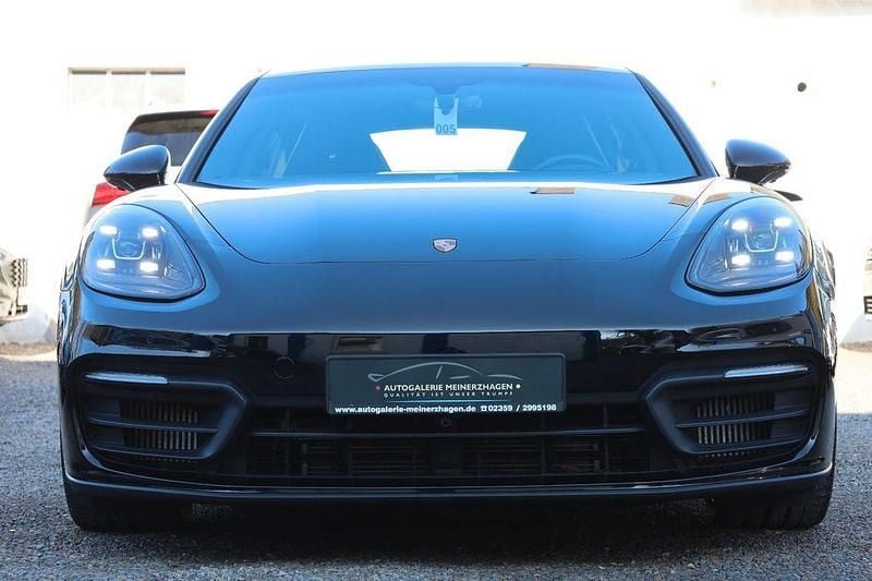 Gebraucht Porsche Panamera 330 PS (242 kW) 2022 Schwarz Limousine