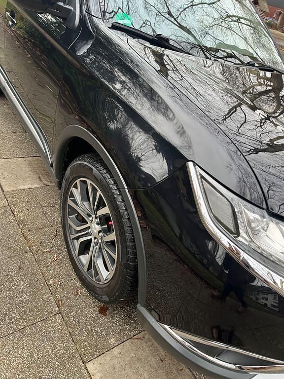 Gebraucht Mitsubishi Outlander 150 PS (110 kW) 2016 Schwarz SUV