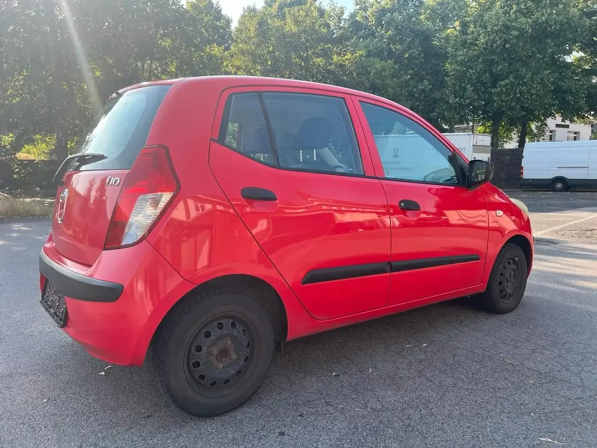 Gebraucht Hyundai i10 67 PS (49 kW) 2009 Rot Kleinwagen