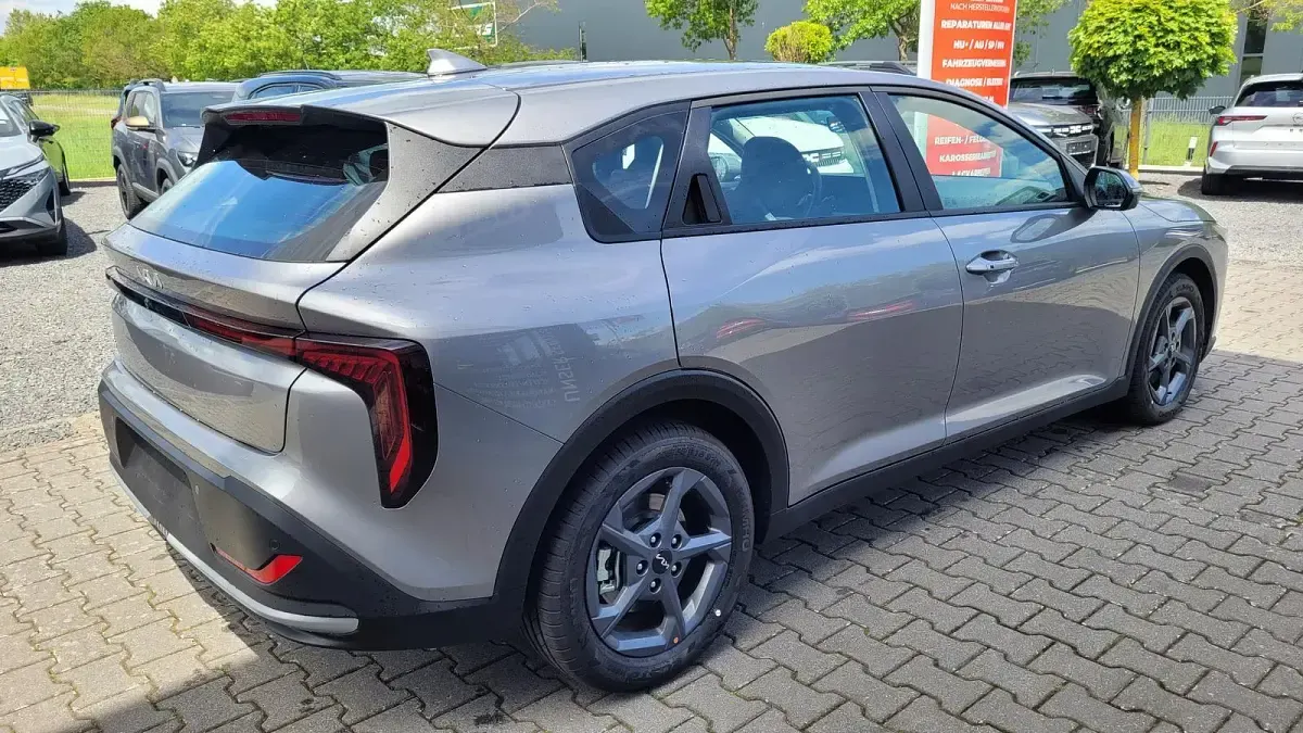 Neu Kia K4 Vision 116 PS (85 kW) 2026 Steel grey Limousine