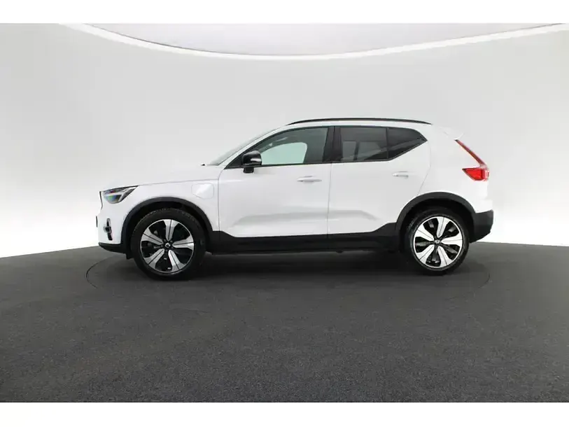 Gebraucht Volvo XC40 Plus 261 PS (191 kW) 2022 Weiß SUV