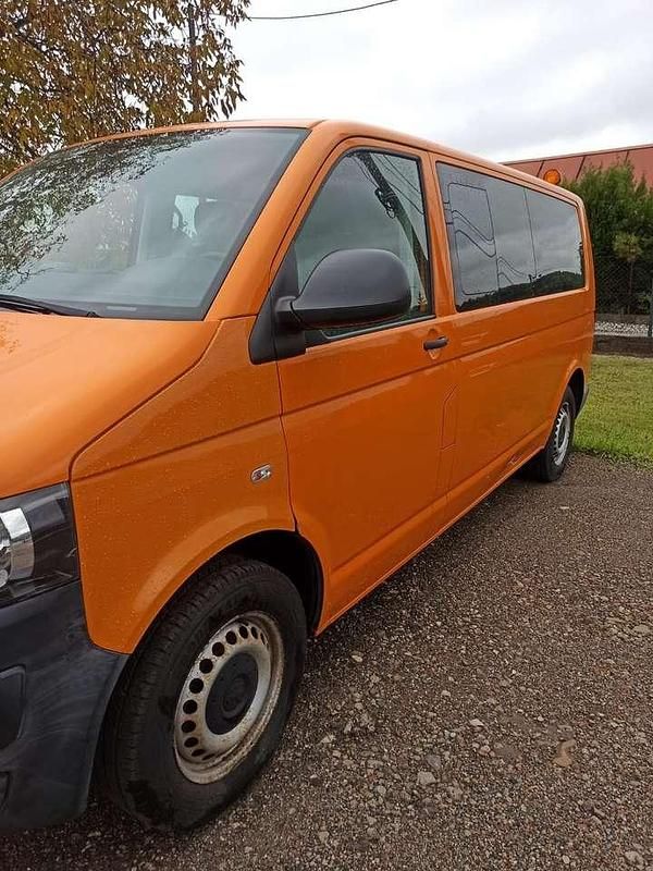 Gebraucht VW T5 Trendline 84 PS (61 kW) 2014 Orange Van