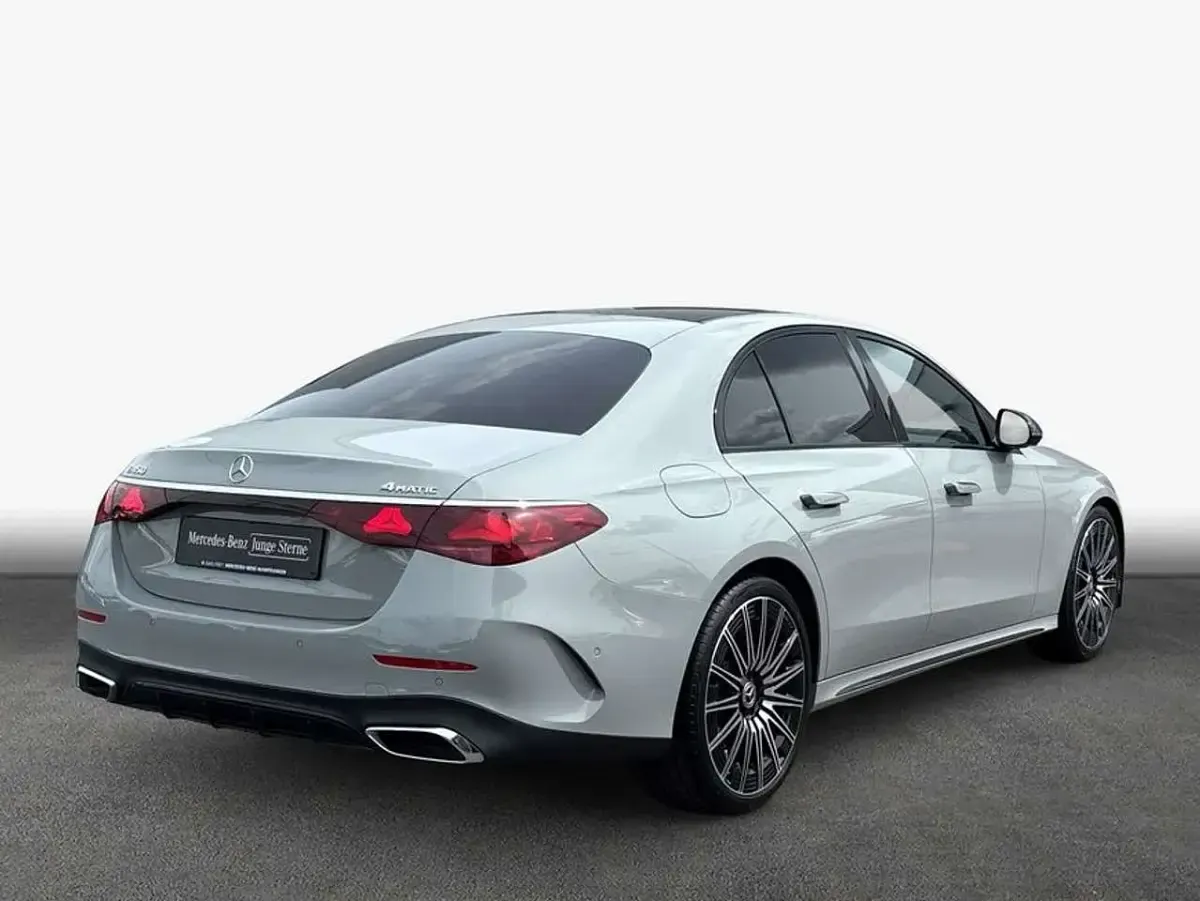 Gebraucht Mercedes E450 AMG Line Premium Plus 381 PS (280 kW) 2025 Grau Limousine