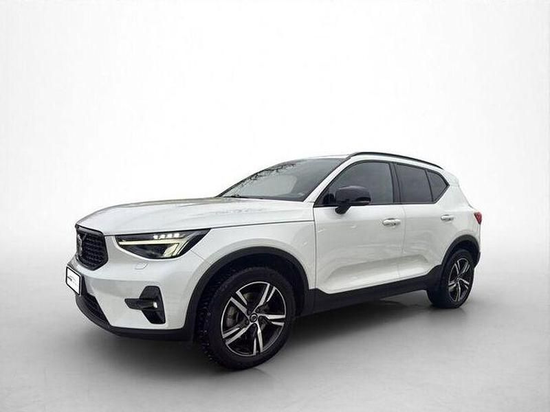 Gebraucht Volvo XC40 Plus 163 PS (119 kW) 2023 Weiß SUV