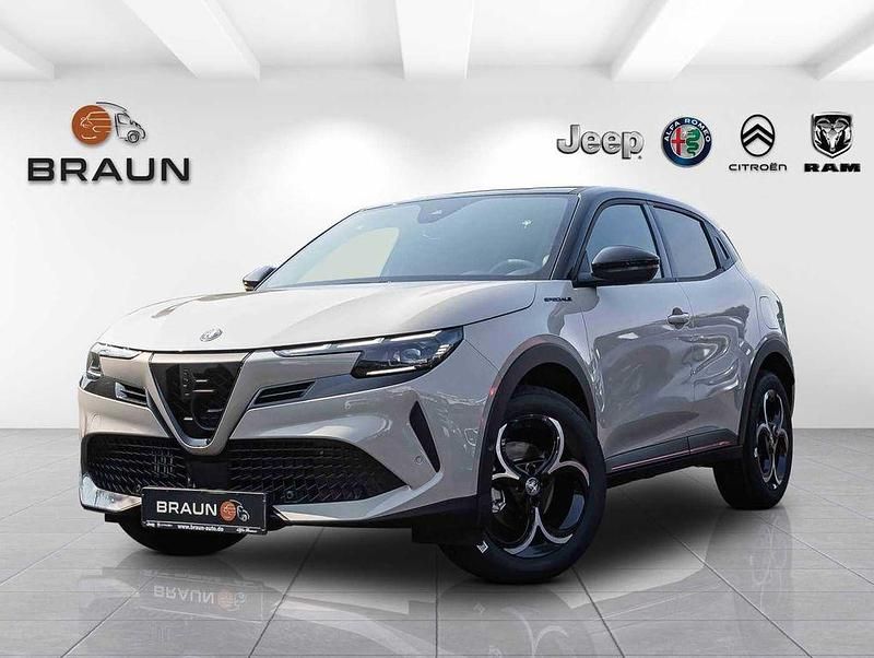 Avorio scala / dach schwarz Neu 2025 Alfa Romeo GT Junior Edizione Speciale Kleinwagen | 31.850 € (Fairer Preis) - Bild 1/4