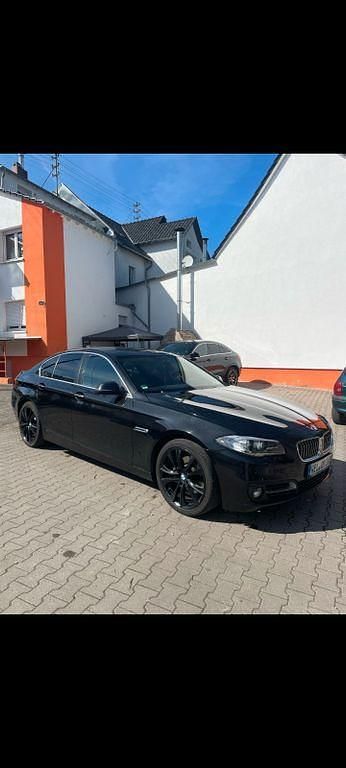 Gebraucht 2014 BMW 520 Limousine | 11.800 € (Guter Preis) - Bild 1/4