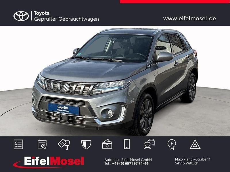 Grau Gebraucht 2023 Suzuki Vitara Comfort SUV | 17.860 € (Fairer Preis) - Bild 1/4