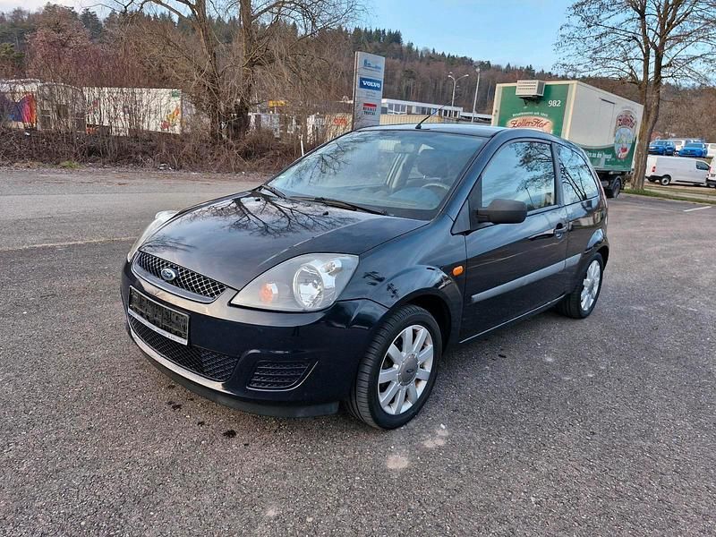 Gebraucht Ford Fiesta 60 PS (44 kW) 2007 Blau Kleinwagen
