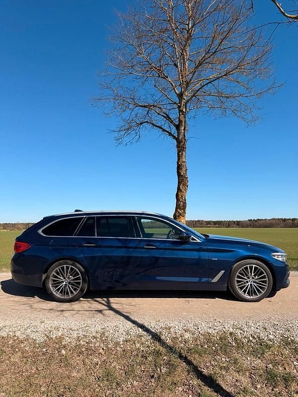 Gebraucht BMW 540 Performance 320 PS (235 kW) 2018 Blau Kombi