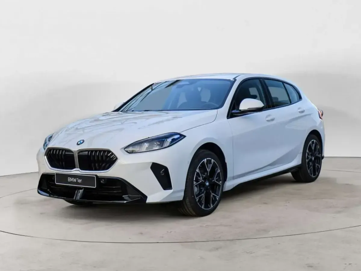 Neu BMW 116 Sport Line 122 PS (89 kW) 2026 Weiß Kleinwagen
