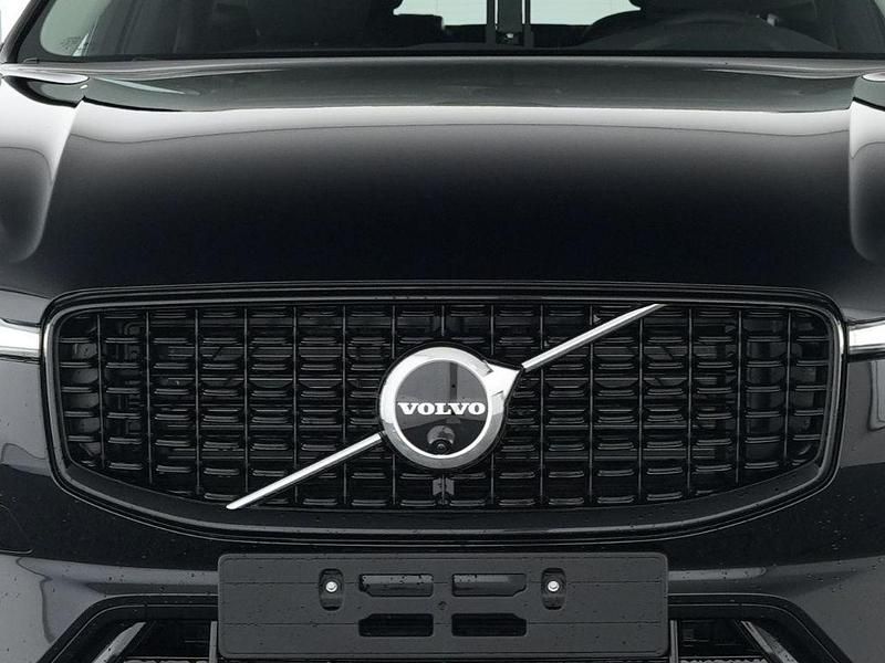 Gebraucht Volvo XC60 Plus 250 PS (183 kW) 2025 Schwarz SUV
