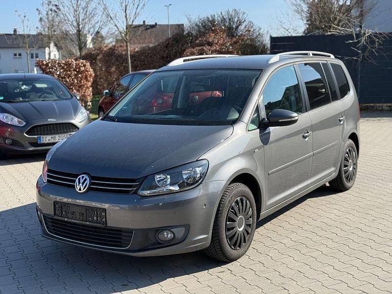 Gebraucht VW Touran Cup 105 PS (77 kW) 2014 Grau Van / Kleinbus