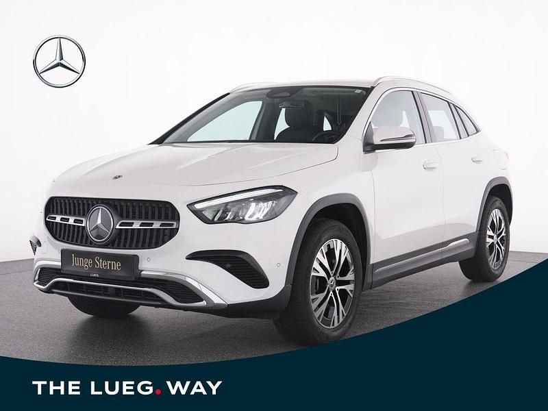 Unilack polarweiß Gebraucht 2024 Mercedes GLA200 Progressive SUV | 35.999 € (Superpreis) - Bild 1/4