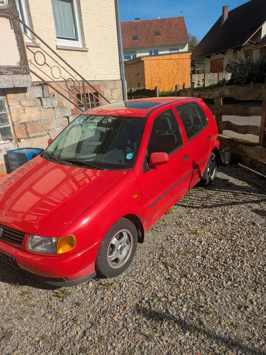 Gebraucht VW Polo 60 PS (44 kW) 1997 Rot Kleinwagen